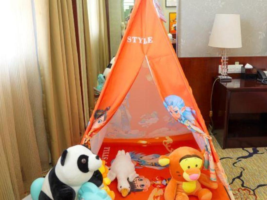 Eurasia International Hotel Dongguan  Eksteriør billede