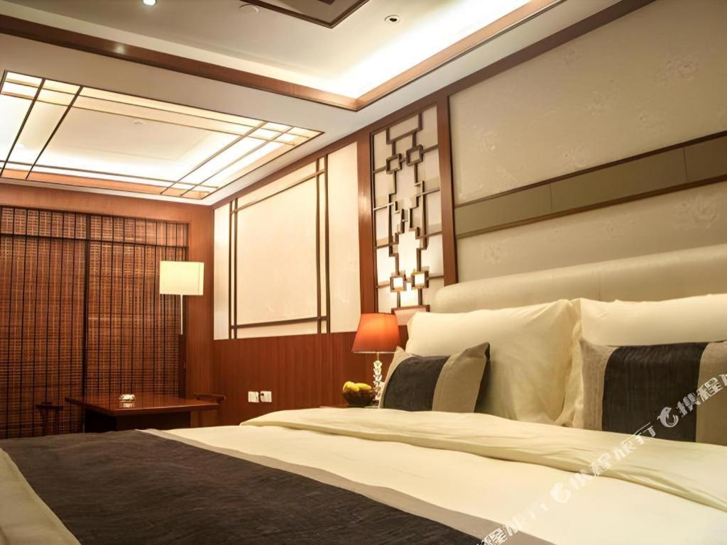 Eurasia International Hotel Dongguan  Eksteriør billede